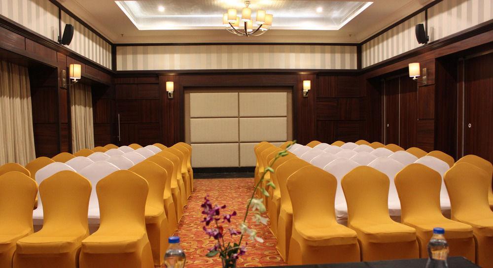 Quality Inn Viha Kumbakonam Kültér fotó