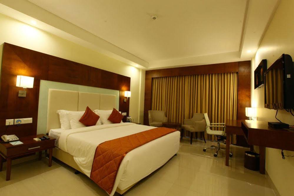Quality Inn Viha Kumbakonam Kültér fotó